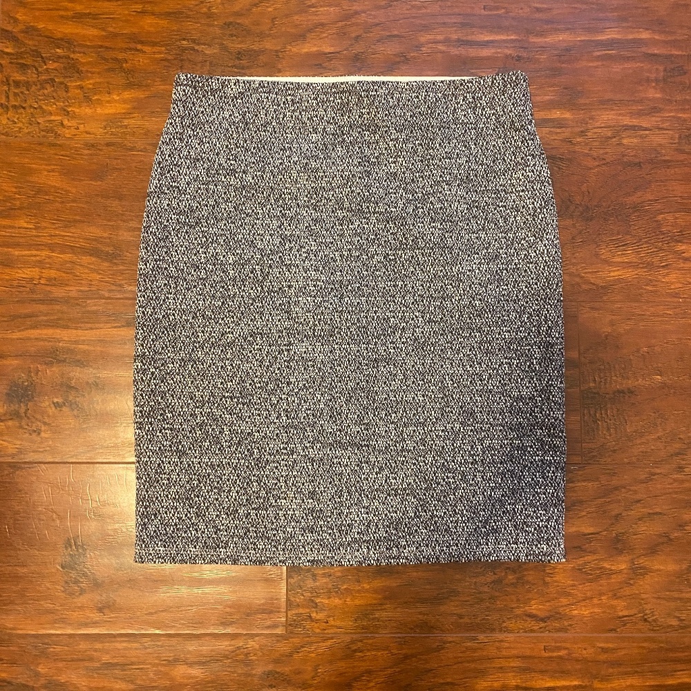 2 for 10$ Bundle || LOFT Pull on Skirt